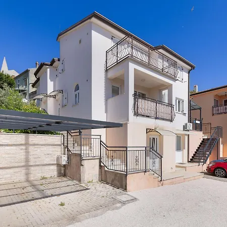 With Terrace & Sea View Appartement *