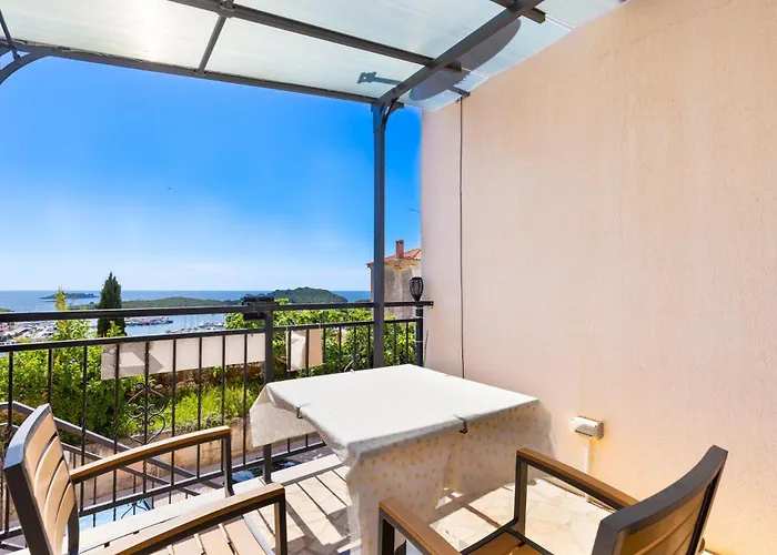 With Terrace & Sea View * Vrsar