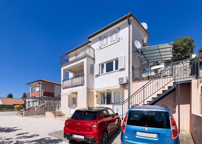 With Terrace & Sea View Vrsar